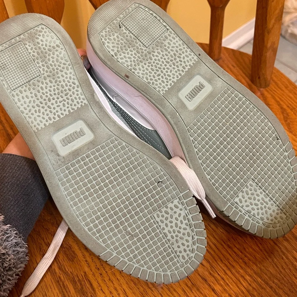 Puma White and Aqua Sneakers - Picture 4 of 5